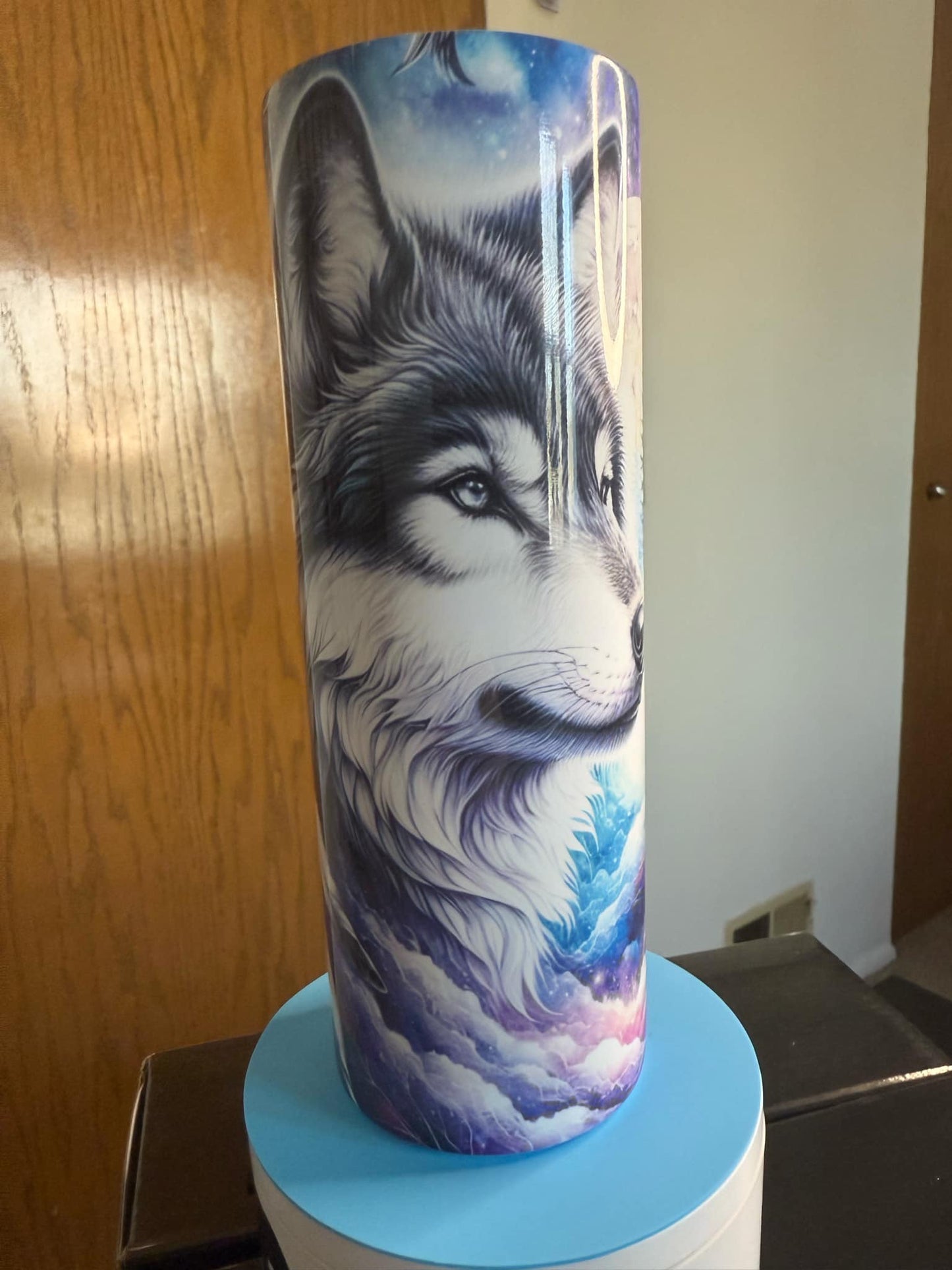 Wolf with Dream Catcher Tumbler