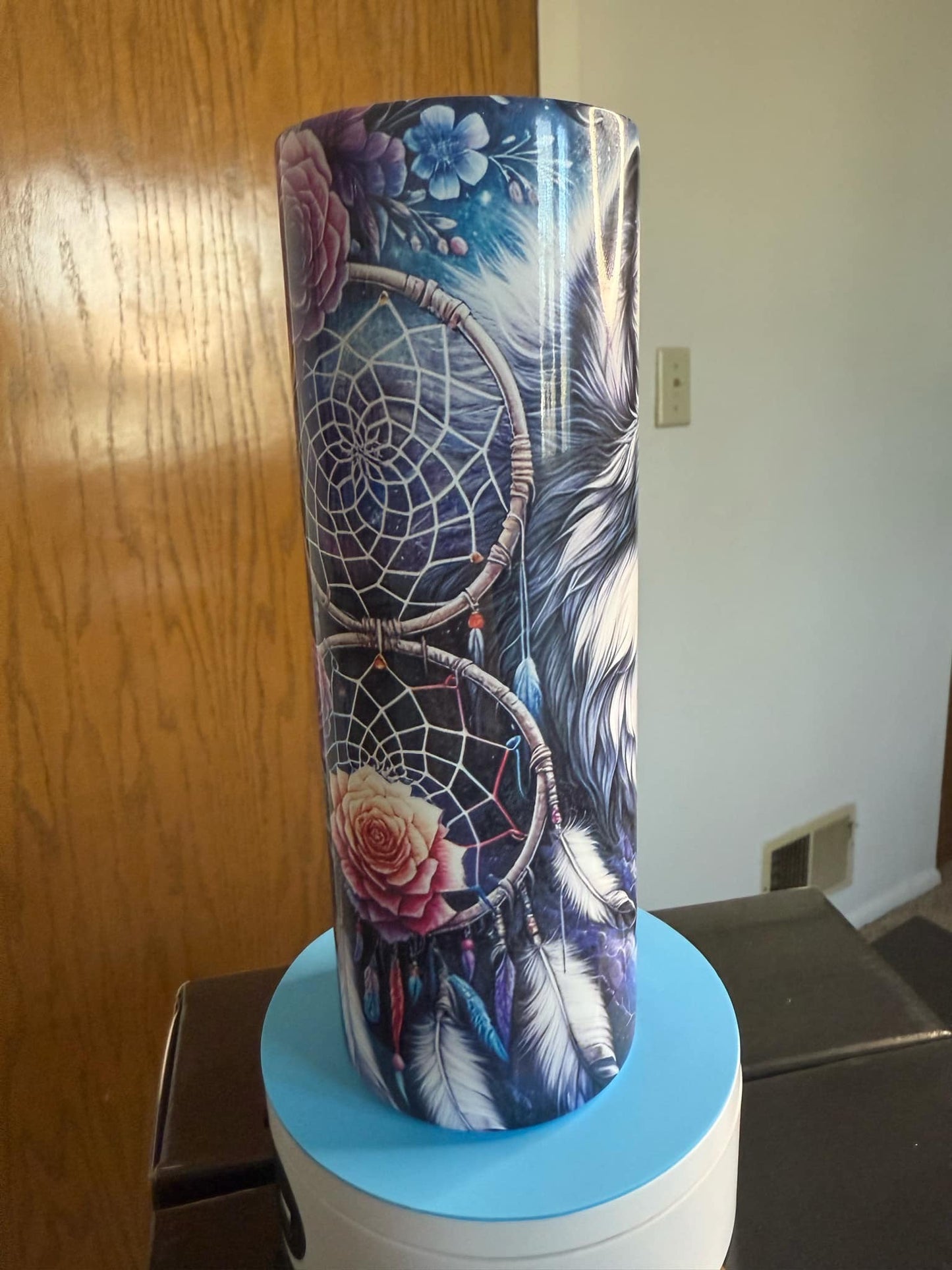 Wolf with Dream Catcher Tumbler